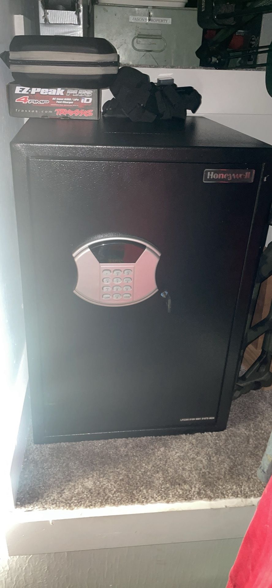 Honeywall safe