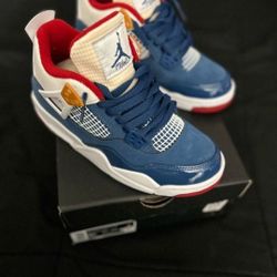 Jordan 4s