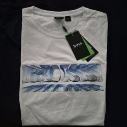Men's Hugo Boss T-shirt Size Medium New