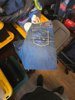 Mens ariat jeans 36x32 and 36x32
