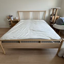 Queen Size Bed And Mattress 