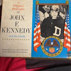 VINTAGE JOHN F. KENNEDY AND HIS FAMILY CARD COLLECTION