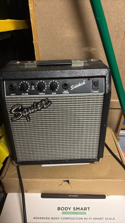 Squier Sidekick portable guitar amplifier