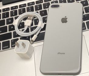 iPhone 8 Plus 64GB Factory Unlocked-Silver