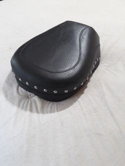 Motorcycle seat