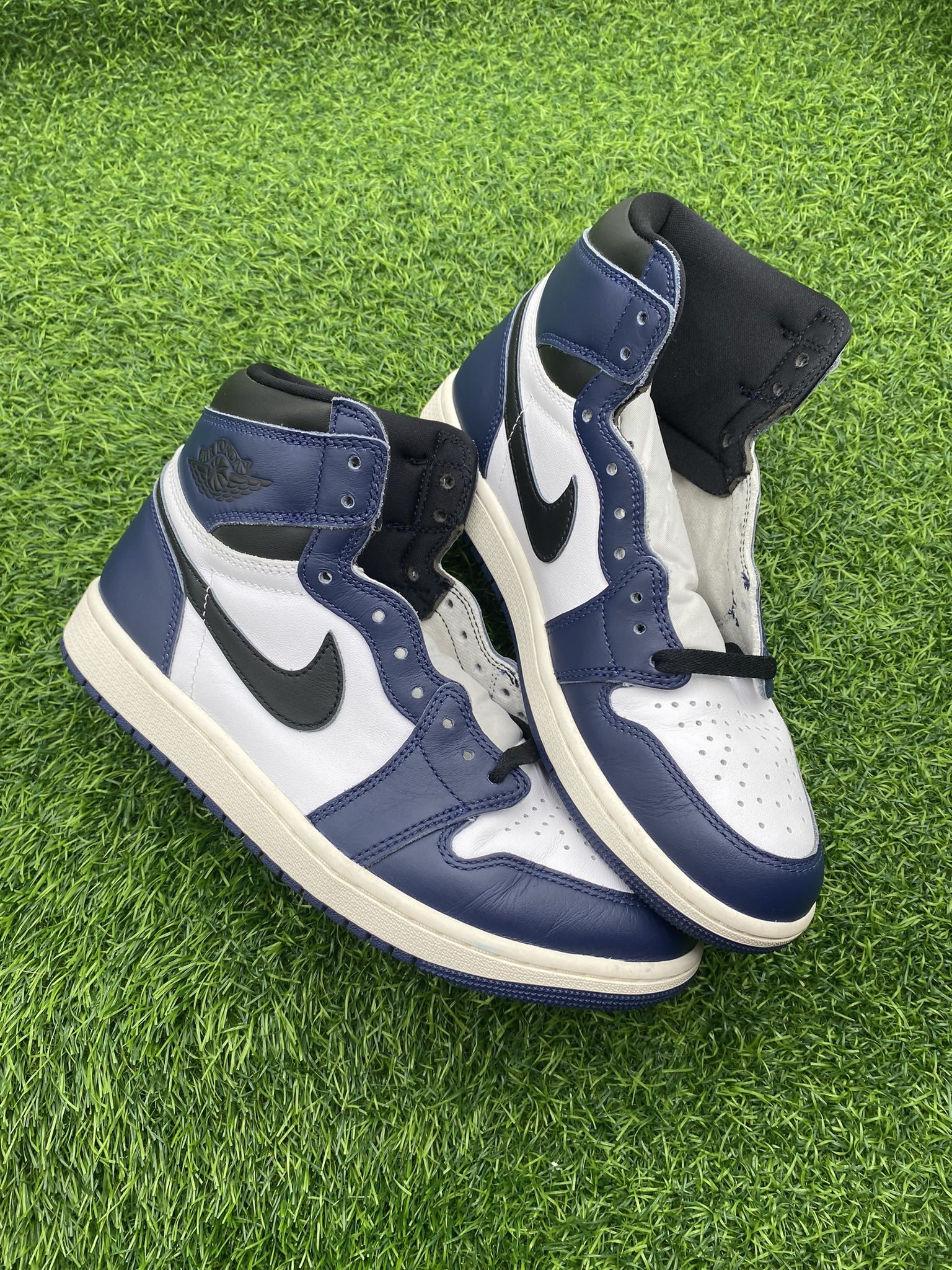 Jordan 1 “Navy” Size 9M