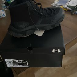 Under Armour Boots 🥾 