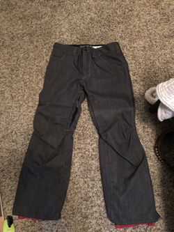 Snowboard pants size 32