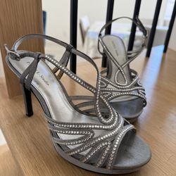 Gray Sandals Never Worn (tried Only)