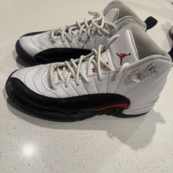 Jordan Retro 12s Boys Size 6.5