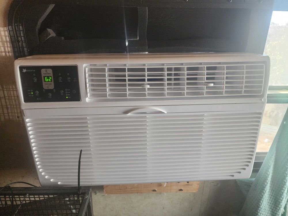 12000 BTU WINDOW AC 