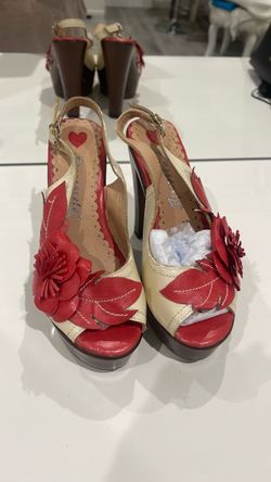 Women shoes
