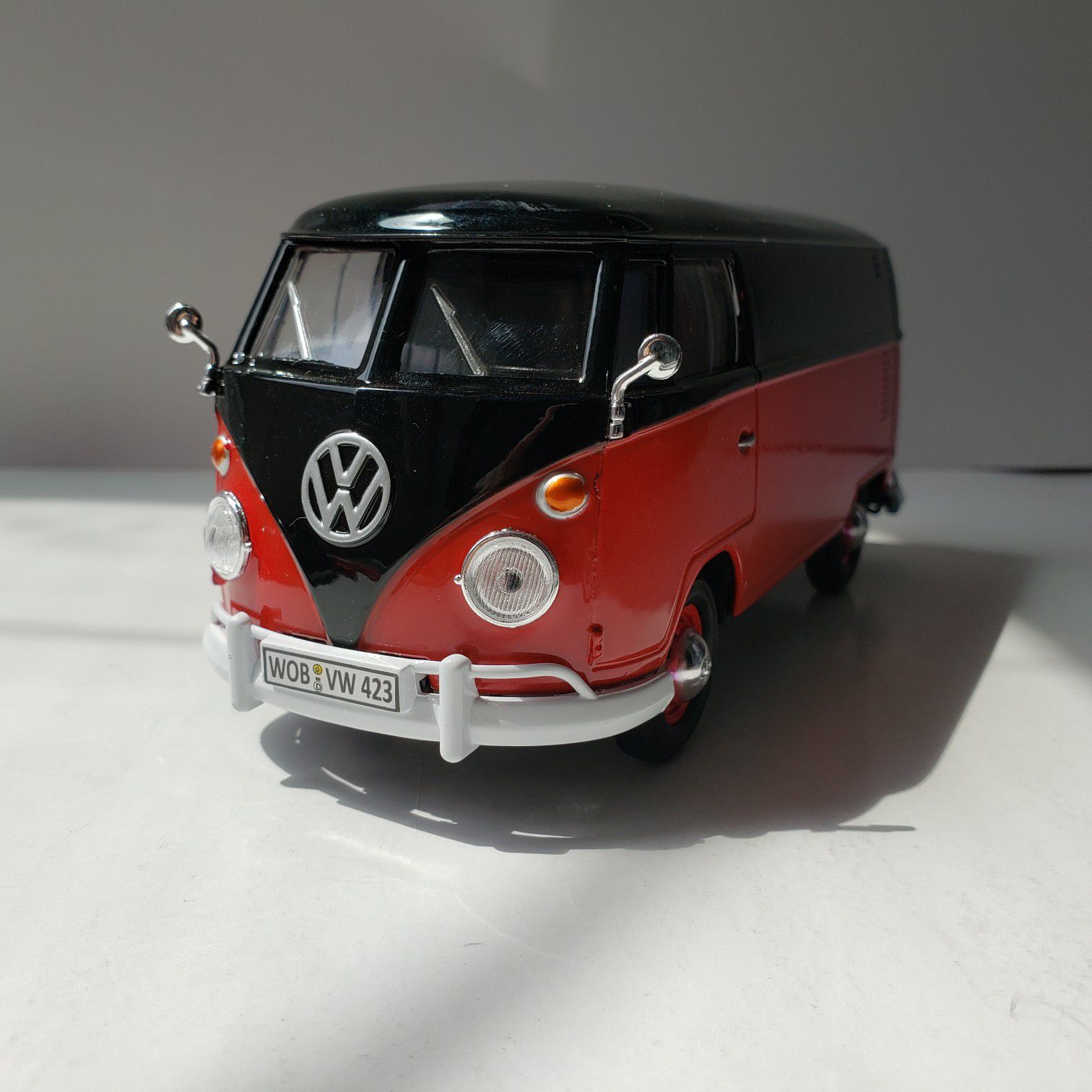 NEW Large 1960s Volkswagen Beetle Mini Transport Delivery Van Car Toy Diecast Metal Model Scale 1/24 Vintage 60s Classic