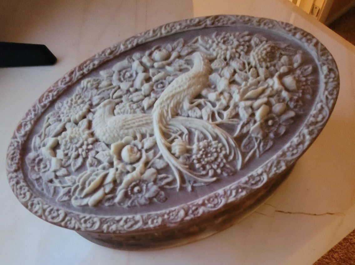 Incolay Stone Oval Jewelry Box