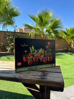 LEGO Succulents/ Botanicals- tiny plants// #10329// *NEW- sealed