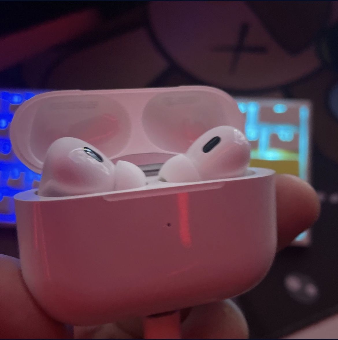 Airpod pros gen 2 slightly used