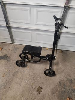 Black Knee Scooter Walker with Hand Brakes