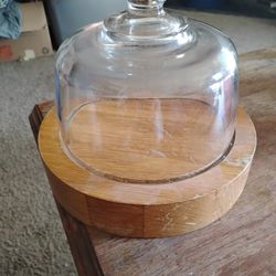 Solid Cheese Board With Fitted Glass Lid