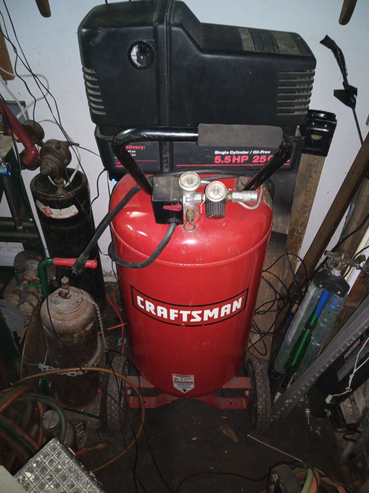 Craftsman air compressor 25 gallon