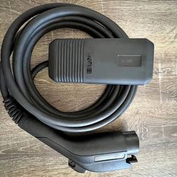 General Motors OEM dual-level charging cable