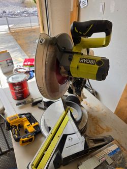 RYOBI SAW