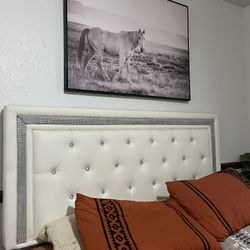 Queen size headboard 