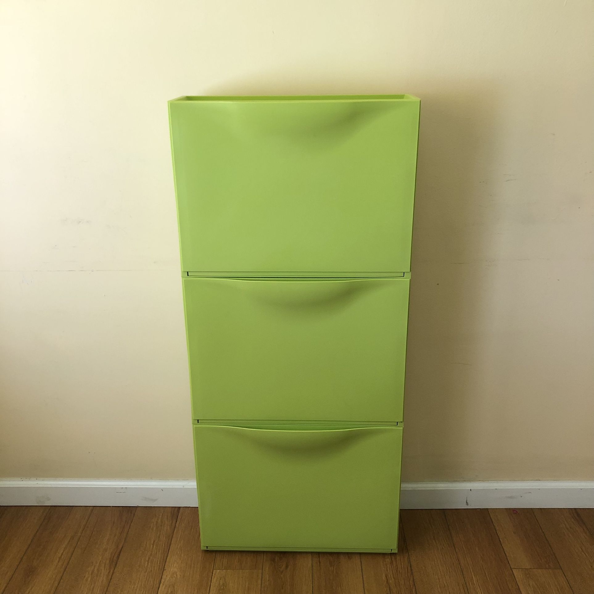 Ikea cabinets 3for$15