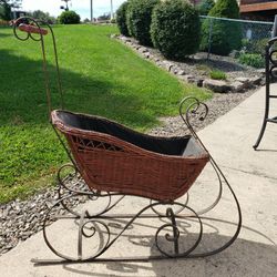 Antique Wicker Baby Sleigh ( Rare Find )