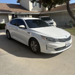 2016 KIA Optima 