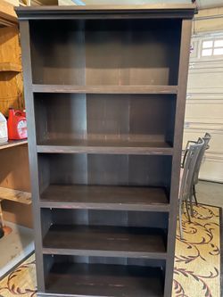 Darkwood Bookshelf