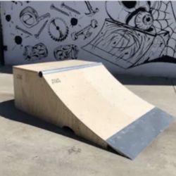 Skateboard Ramp