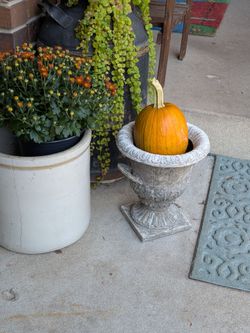 Vintage Venetian Perfect Home Cast Stone Not Heavy Stone Use Outside or Inside 10" diam 11" Tall
