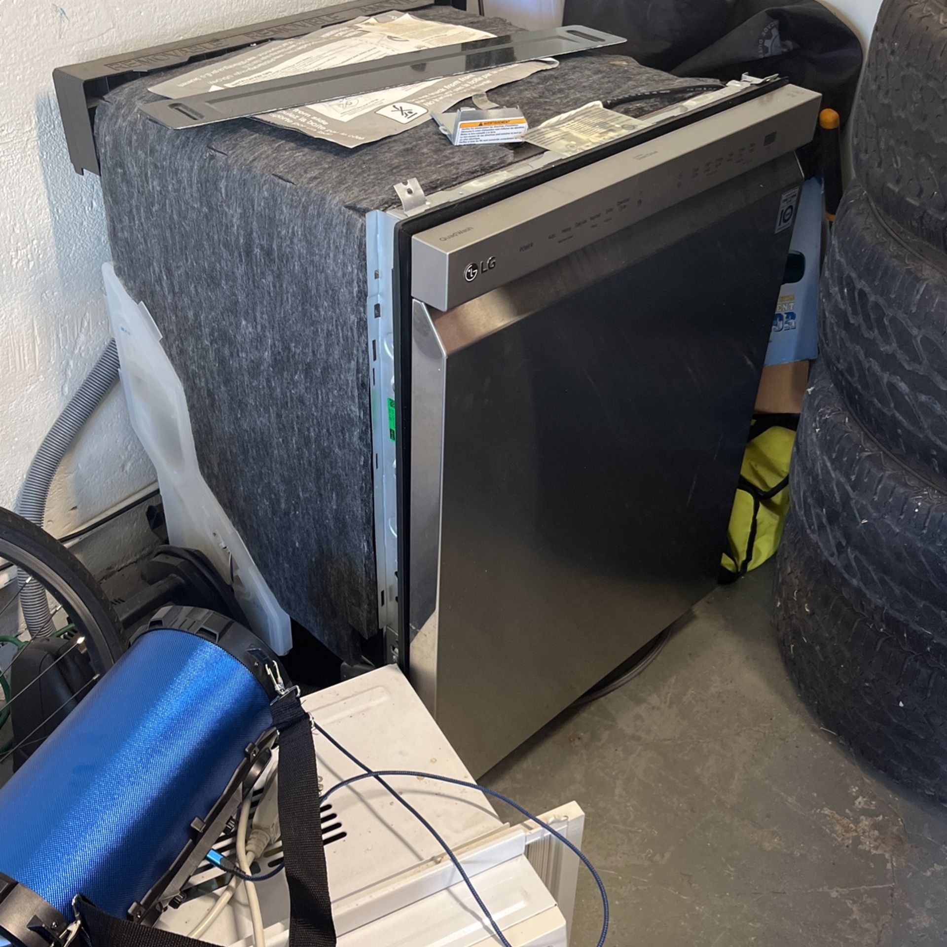 LG Dishwasher