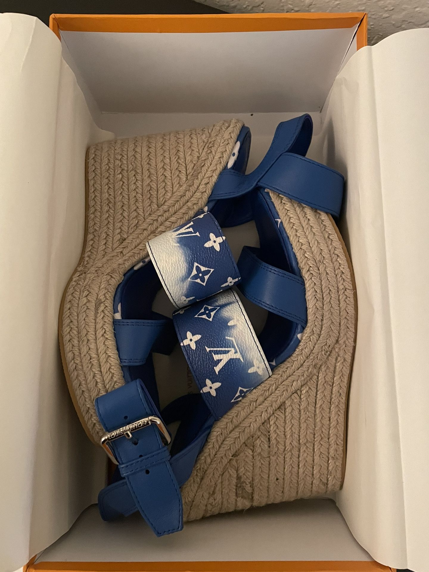 Louis Vuitton Escale Starboard Wedge