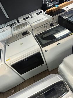 FIRST COME Maytag Washer Electric Dryer Set Working unit