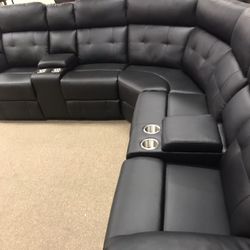 Beautiful Black Reclining Sectional!