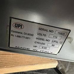 commercial-grade electric meat slicer