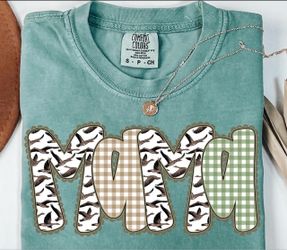 Comfort Colors Mama Graphic Tee Small