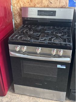 A Gas or Electric Stovetop Ranges