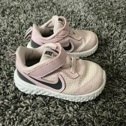Nike Running Shoes Toddler Size 5