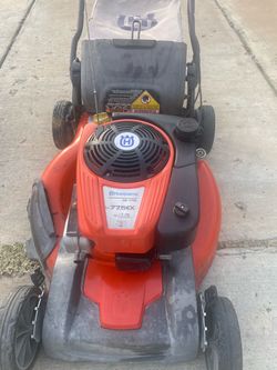 Husqvarna HU775L Gas Push Lawn Mower