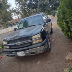 Chevy Avalanche 04