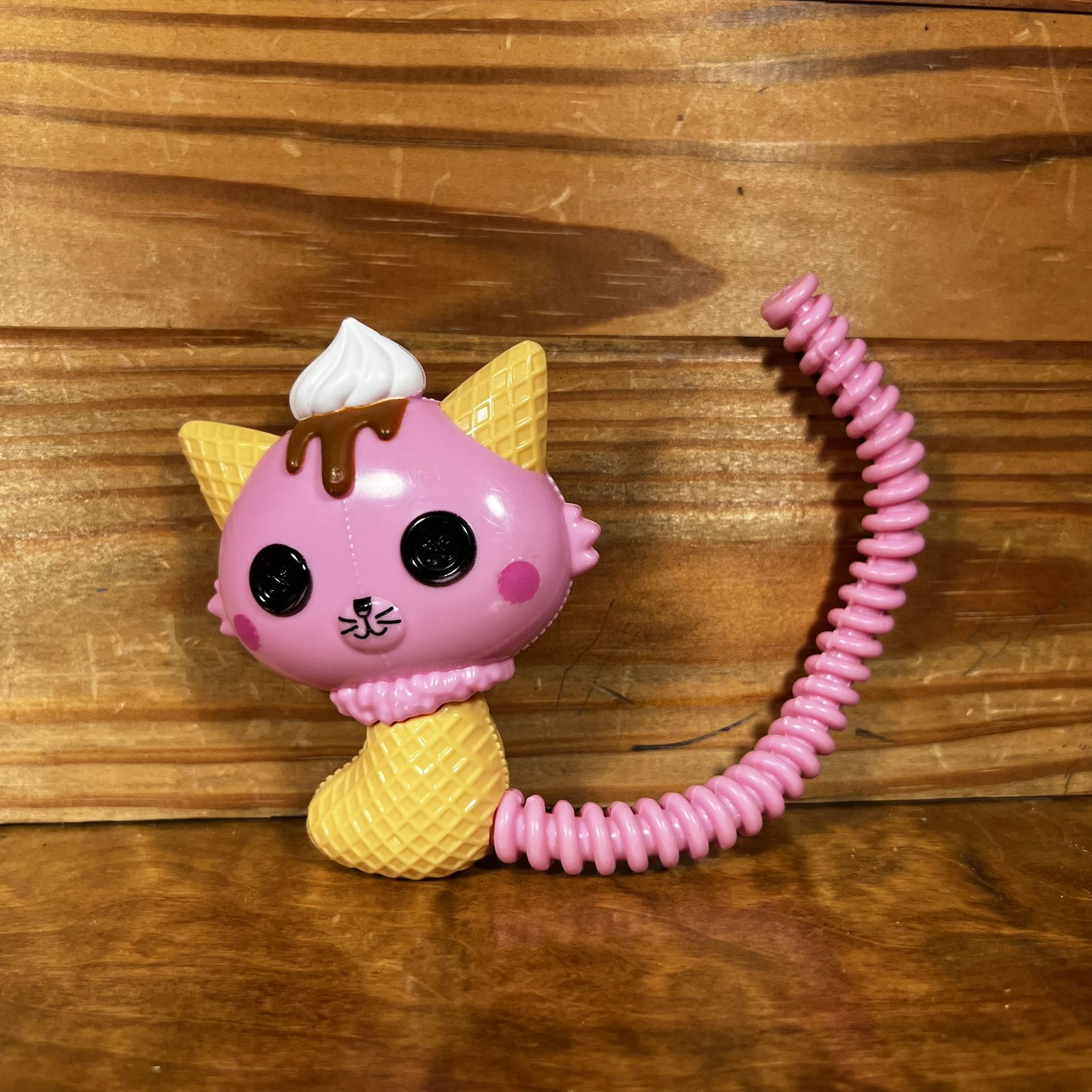 3.5" Tall Lalaloopsy Doll Scoops Ice Cream Waffle Cone Doll Pet Cat