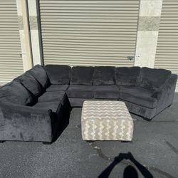 Dark Gray/Blue Sectional W Cuddler & Ottoman