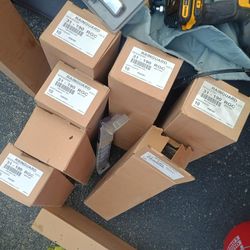 Bulk Boxes Of Windshield Wipers 19"