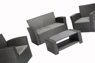Outdoor patio furniture