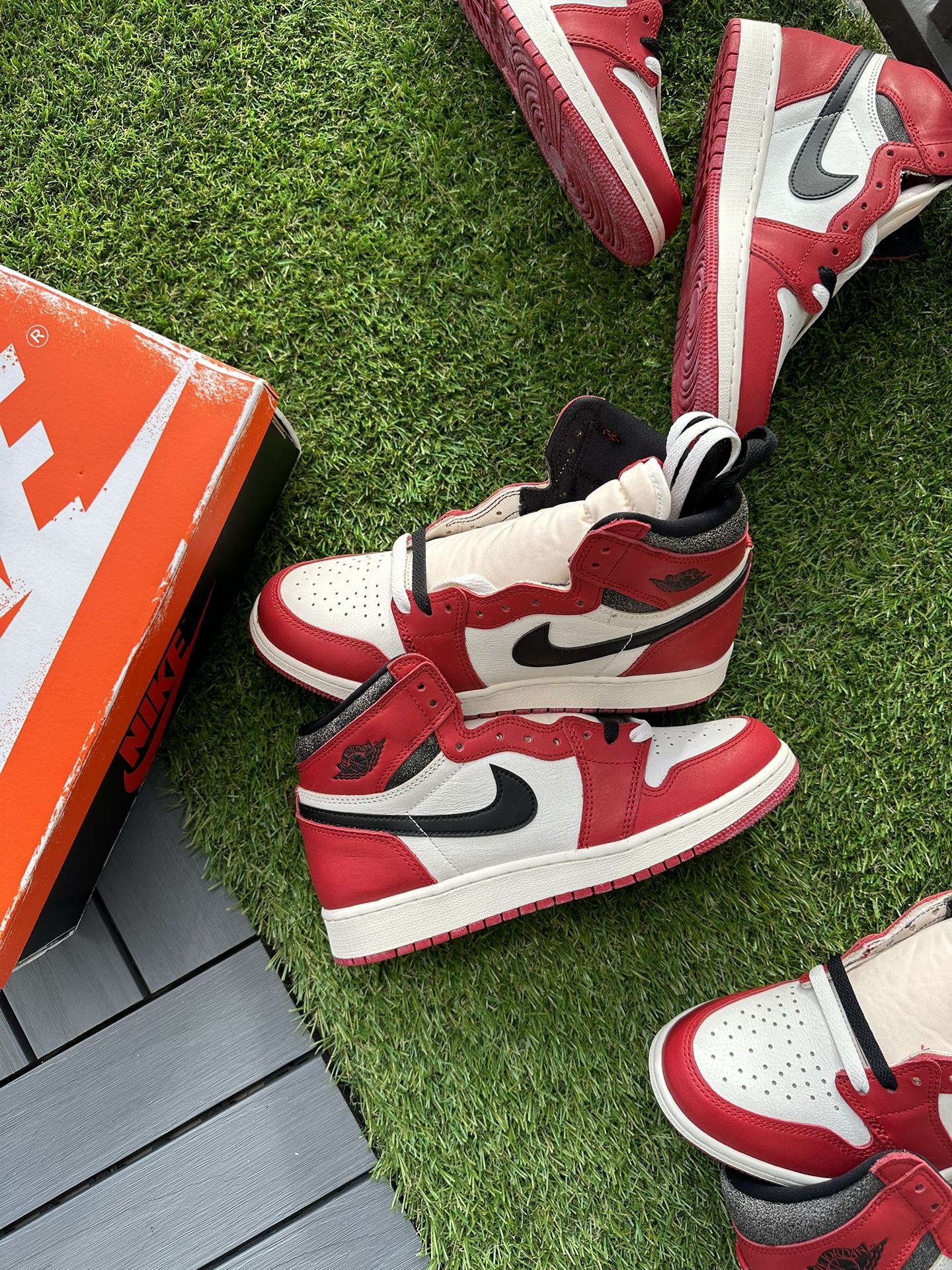 Jordan 1 High Og Chicago Lost And Found Size 4Y