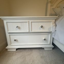 White Wood Dresser