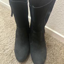 Ugg Boots Mid calf Size 8