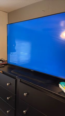 Samsung Smart Tv 55’with Tv Stand